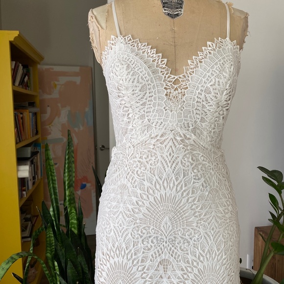 NWT! Marissa Webb Dillon Lace Dress - Picture 4 of 12